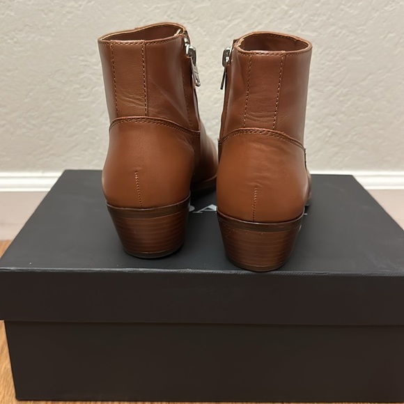 COACH bootie size 7 - Picture 2 of 8